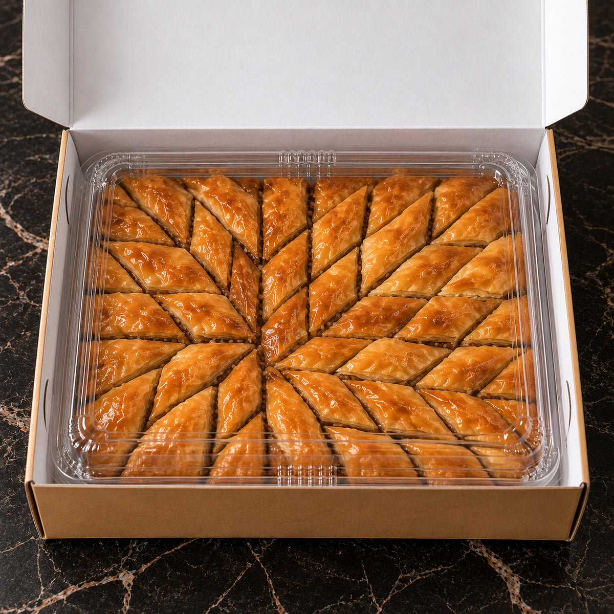 Cevizli El Açması Özel Kesim Antep Baklavası
