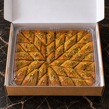 Fıstıklı El Açması Özel Kesim Antep Baklavası
